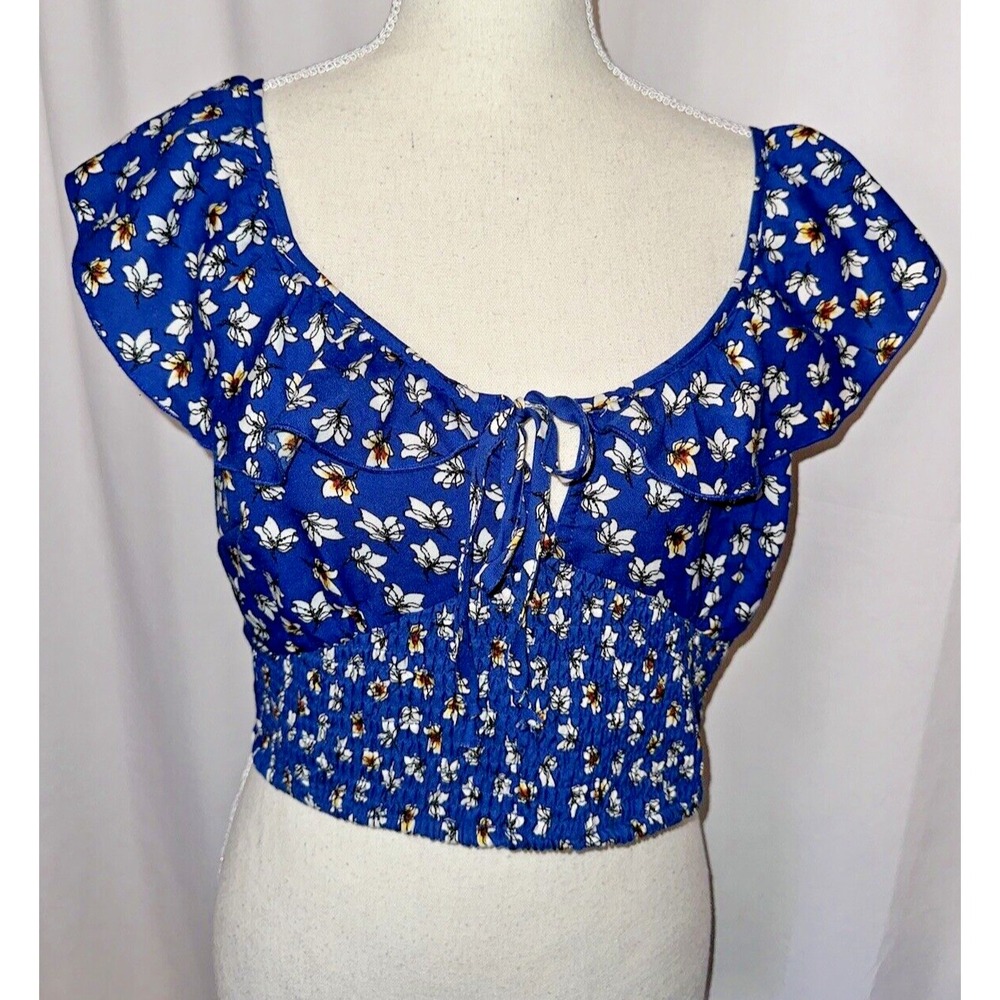 BOG Collective Top Juniors Size L Floral Neck Tie Smocked Stretch 100% Polyester